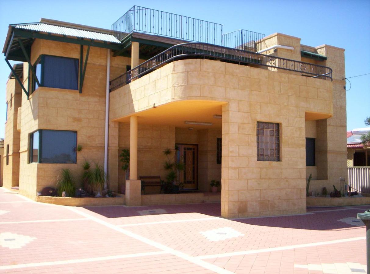 Shark Bay Views B & B เดนัม ภายนอก รูปภาพ