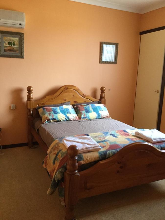 Shark Bay Views B & B เดนัม ภายนอก รูปภาพ